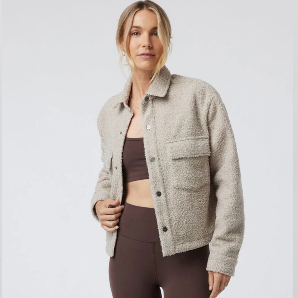 NWT | Vuori Sycamore Shirt Jacket | Dark Salt | Medium - Picture 2 of 4